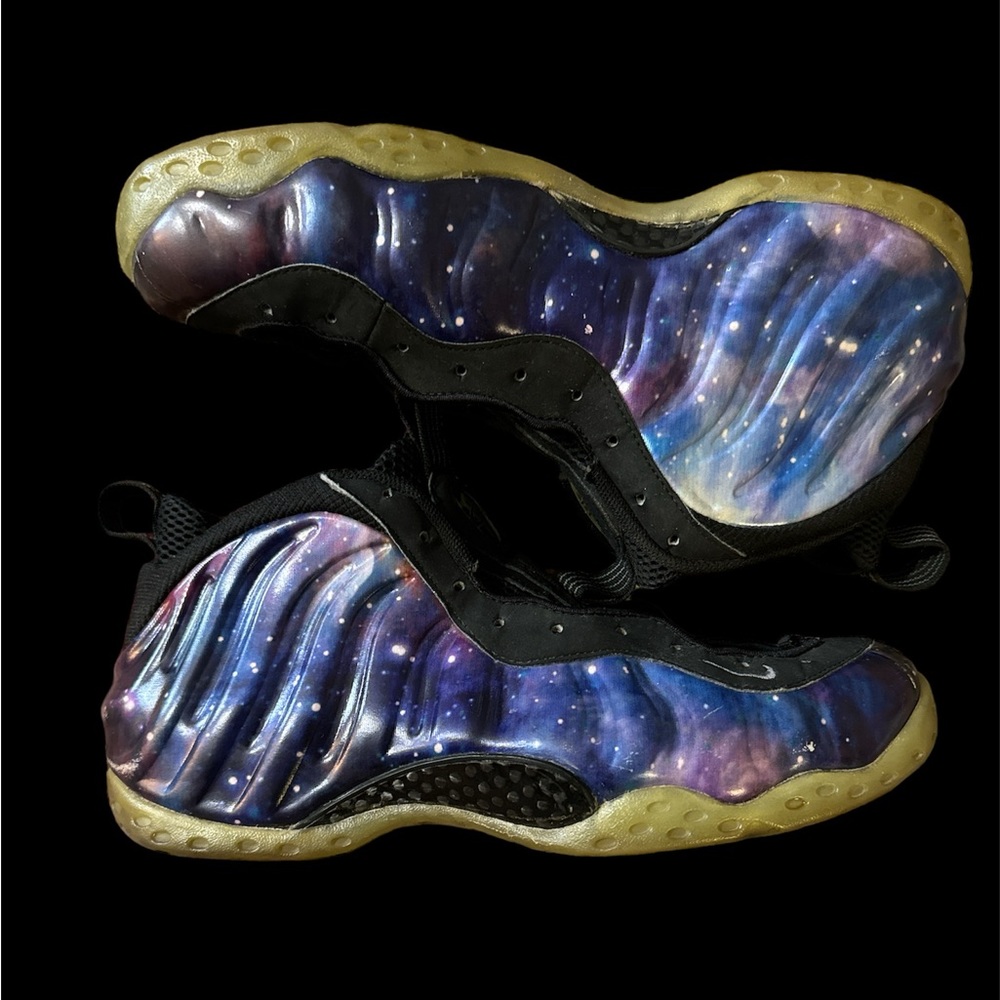 Galaxy foamposite size 10.5